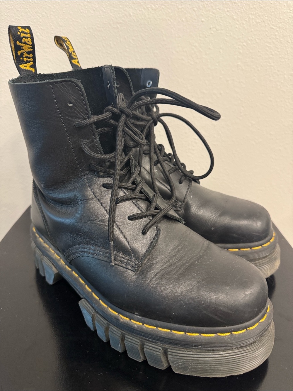 Dr Martens Audrick leather platform boots sz 9L